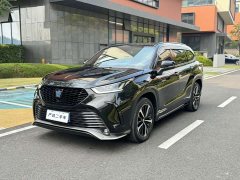Toyota Crown Venza 2.5L HEV AWD Luxury - ფოტო 1