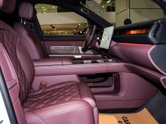 NIO ES8 Six-Seat Executive Signature Edition - ფოტო 19
