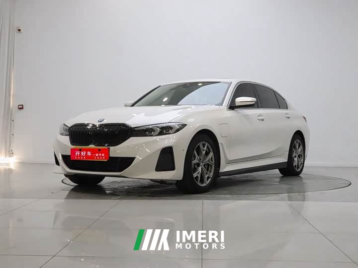 BMW i3 eDrive 35 L