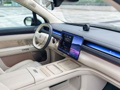 NIO ES8 2026 Six-Seat Executive Luxury Edition - ფოტო 10