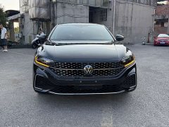Volkswagen Passat Outstanding Edition 380TSI Starry Sky Dragon Ascendant Version - ფოტო 2