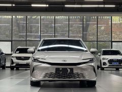 Toyota Camry 2024 Hybrid 2.0HE Elite - ფოტო 2