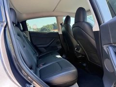 Tesla Model Y Long Range All-Wheel Drive - ფოტო 6