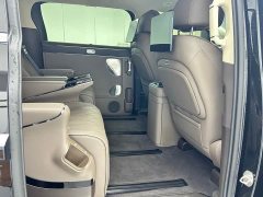 Denza D9 Second Generation DM-i Four-Wheel Drive Flash Charge Flagship - ფოტო 9