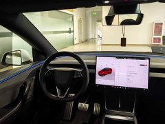 Tesla Model Y L Long Range All-Wheel Drive - ფოტო 10
