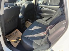 Nissan Qashqai 2.0L CVT XV Premium Luxury - ფოტო 12
