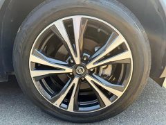 Nissan Qashqai 2.0L CVT XV Premium Luxury - ფოტო 16