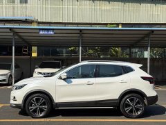 Nissan Qashqai 2.0L CVT XV Premium Luxury - ფოტო 7