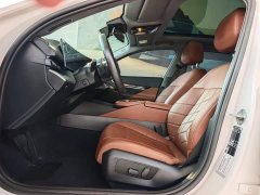 BMW 5 Series 530Li Premier M Sport Package - ფოტო 13