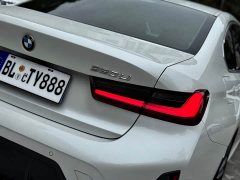 BMW 3 Series 320Li M Sport Package - ფოტო 16
