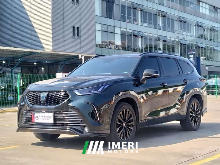 Toyota Crown Venza 2021 2.5L HEV AWD Premier - ავტომობილი ჩინეთიდან