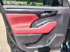 Toyota Crown Venza 2021 2.5L HEV AWD Premier - ფოტო 5
