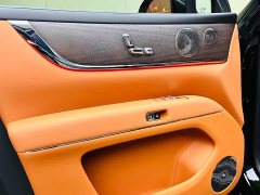 AITO M9 Extended Range Ultra 6-Seater - ფოტო 11