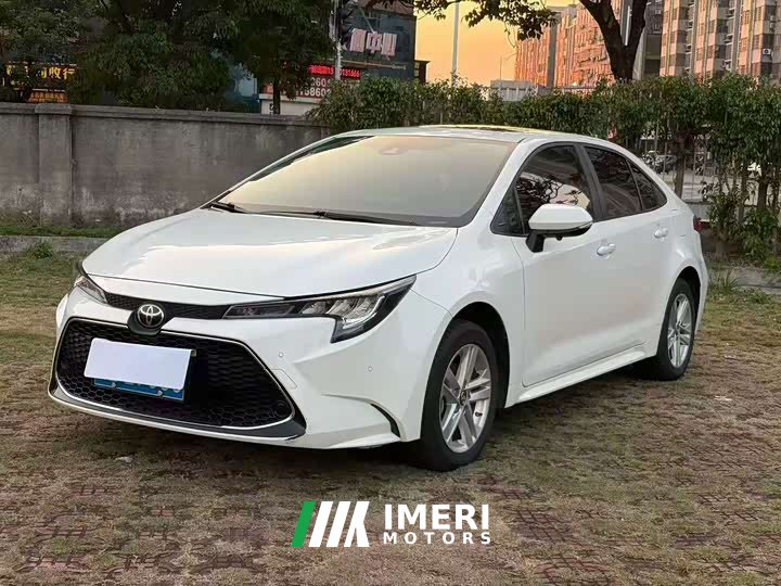 Toyota Corolla 1.8L CVT Luxury