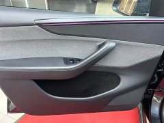 Tesla Model Y Rear-Wheel Drive - ფოტო 11