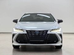 Toyota Avalon 2022 Hybrid 2.5L Luxury - ფოტო 2