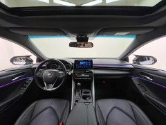 Toyota Avalon 2022 Hybrid 2.5L Luxury - ფოტო 9