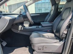 Tesla Model Y Rear-Wheel Drive - ფოტო 7