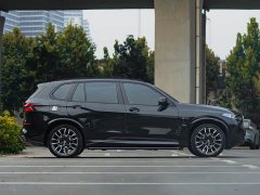 BMW X5 2023 xDrive 40Li M Sport Package - ფოტო 5