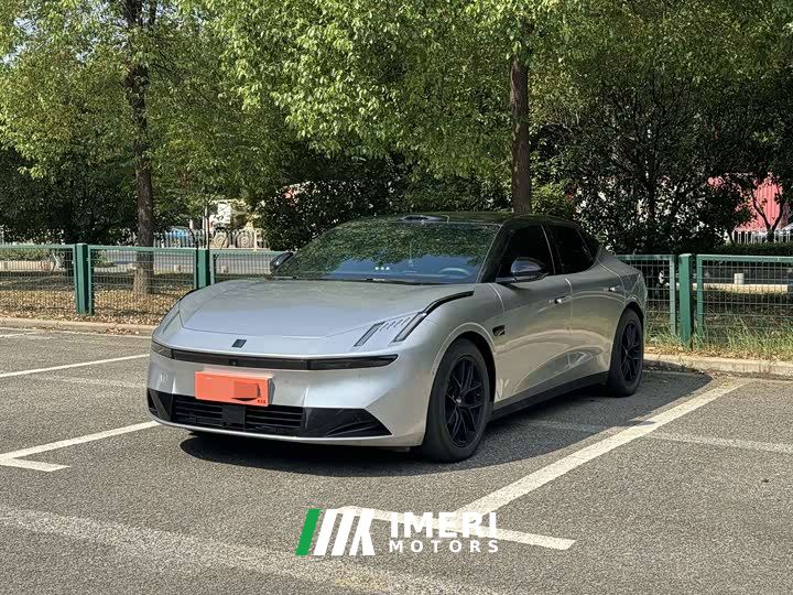Lynk & Co 10 240 AWD Ultra