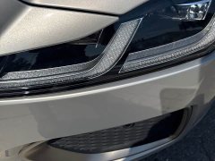 Jaguar XFL 2.0T P250 Two-Wheel Drive Prestige Luxury Gold Edition - ფოტო 4