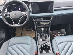Volkswagen Touareg 300TSI Two-Wheel Drive Full Moon Edition - ფოტო 10