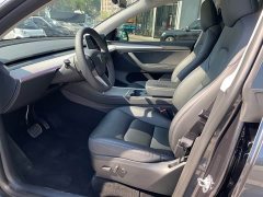 Tesla Model Y Rear-Wheel Drive - ფოტო 11