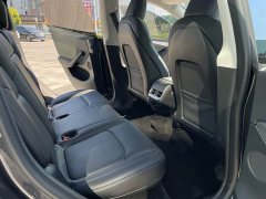 Tesla Model Y Rear-Wheel Drive - ფოტო 13