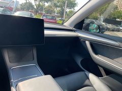 Tesla Model Y Rear-Wheel Drive - ფოტო 19