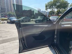 Tesla Model Y Rear-Wheel Drive - ფოტო 9