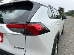 Toyota RAV4 2022 2.0L CVT FWD Fashion Plus - ფოტო 10