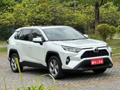 Toyota RAV4 2022 2.0L CVT FWD Fashion Plus - ფოტო 3