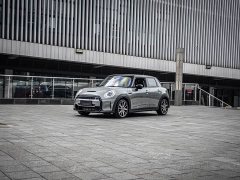 BMW MINI 2.0T COOPER S Classic 5-Door - ფოტო 1