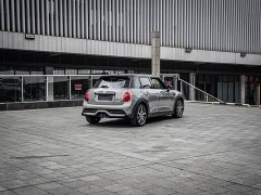 BMW MINI 2.0T COOPER S Classic 5-Door - ფოტო 4