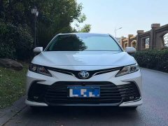 Toyota Camry 2021 Hybrid 2.5L HGVP Leading Edition - ფოტო 1