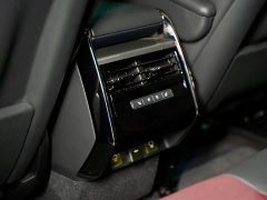 Land Rover Range Rover Sport 400PS Dynamic SE - ფოტო 13