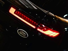 Land Rover Range Rover Sport 400PS Dynamic SE - ფოტო 7