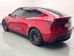 Tesla Model Y Performance All-Wheel Drive - ფოტო 5