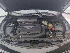 Cadillac XT4 28T FWD Luxury - ფოტო 10