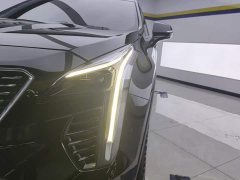 Cadillac XT4 28T FWD Luxury - ფოტო 5