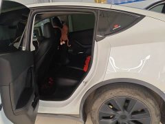 Tesla Model Y Rear-Wheel Drive - ფოტო 3