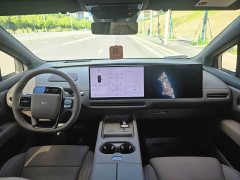 Li Auto i6 2025 Two-Wheel Drive Standard - ფოტო 9