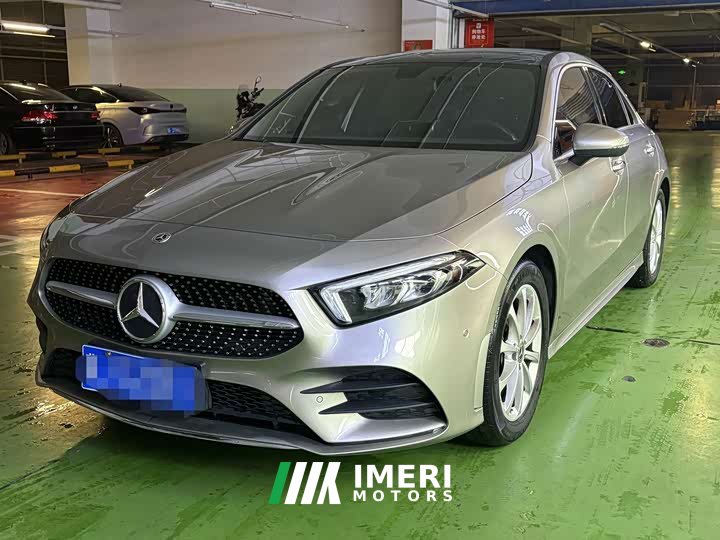 Mercedes-Benz A-Class A 200 L Sport Sedan Fashion Edition