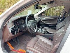 BMW 5 Series 530Li Luxury M Sport Package - ფოტო 3