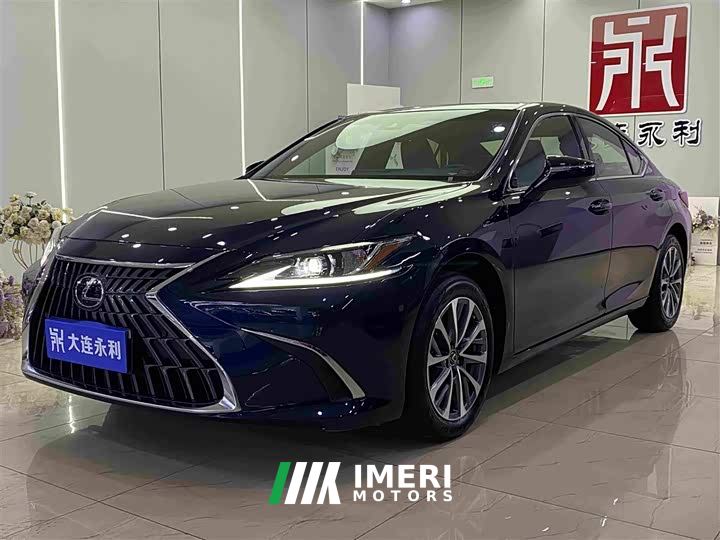 Lexus ES 200 Excellence Edition