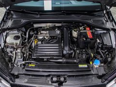 Volkswagen Golf 2021 280TSI DSG R-Line - ფოტო 20