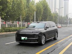 Leapmotor D19 Extended Range 500 Deluxe Edition Six-Seater - ფოტო 1