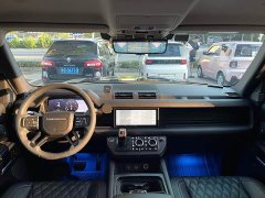 Land Rover Defender 2020 110 P400 Dark Edition - ფოტო 4
