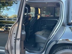 Land Rover Defender 2020 110 P400 Dark Edition - ფოტო 6
