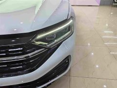 Volkswagen Sagitar 300TSI DSG Excellence Edition - ფოტო 11